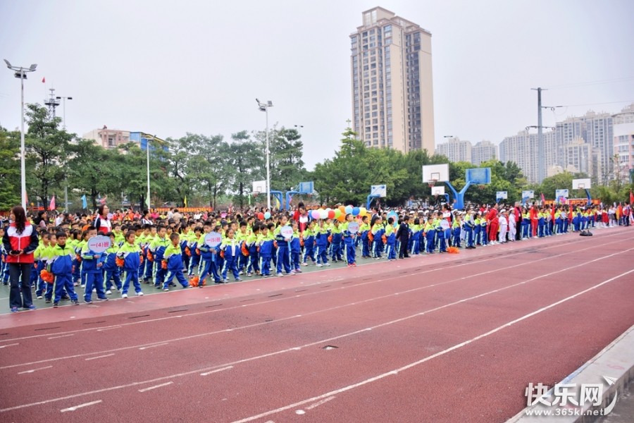 "燃"动贵港,新世纪小学举行的运动会,你